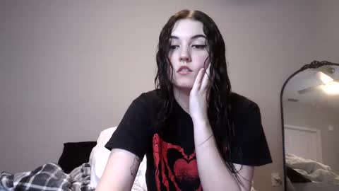 Goddess Raven online show from January 2025 01:32:01 AM