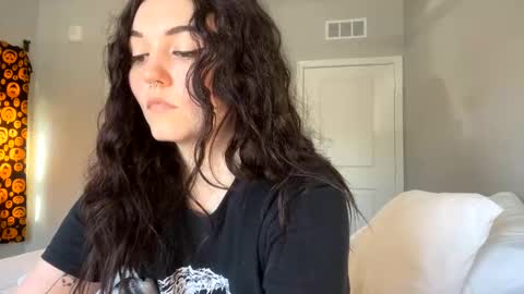 Goddess Raven online show from March 2025 02:51:02 PM