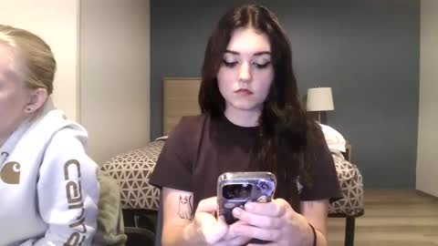 Goddess Raven online show from September 2025 04:45:02 AM