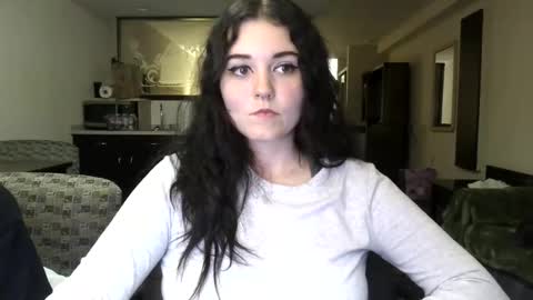 Goddess Raven online show from September 2025 05:11:01 AM