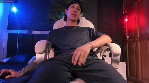 Snapshot of godly_huan chatting on January 2025 08:05:01 AM HUAN online show from January 2025 08:05:01 AM