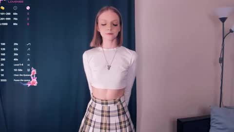 Snapshot of golden__dawn chatting on November 2025 07:29:02 AM Jade online show from November 2025 07:29:02 AM