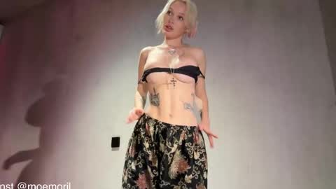 Aline meow   online show from April 2026 12:29:02 PM