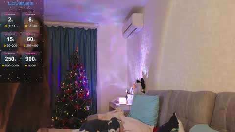 Snapshot of golden_bag chatting on January 2025 08:35:01 PM Jess online show from January 2025 08:35:01 PM