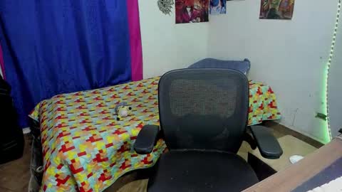 Jmmmm online show from February 2026 06:19:02 AM