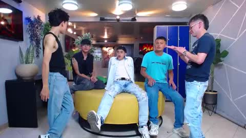 GOLDENJOI online show from September 2025 11:09:02 PM