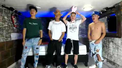 GOLDENJOI online show from October 2025 11:44:01 AM