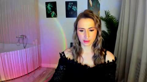 Olivia online show from November 2025 04:15:02 AM