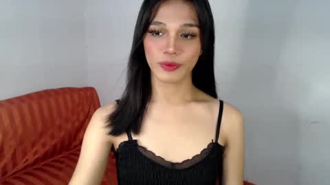Lily is Gold online show from February 2025 10:11:01 PM