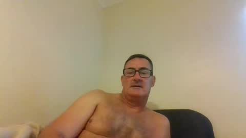 Snapshot of goldenone59 chatting on September 2025 01:37:01 PM goldenone59 online show from September 2025 01:37:01 PM