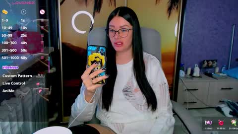 Snapshot of goldenwitchx chatting on October 2025 05:08:02 AM Polina online show from October 2025 05:08:02 AM