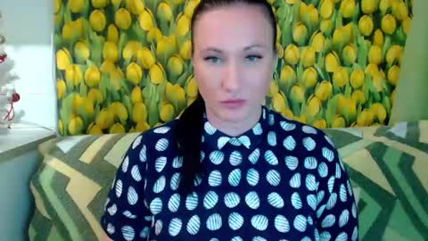 Snapshot of goldmoonn chatting on December 2024 09:52:02 PM goldmoonn online show from December 2024 09:52:02 PM