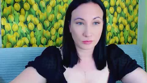 Snapshot of goldmoonn chatting on May 2026 02:57:02 PM goldmoonn online show from May 2026 02:57:02 PM