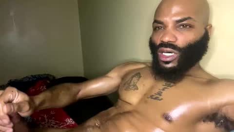 Snapshot of goldmouth_85 chatting on February 2026 04:08:01 PM Goldmouth 85 online show from February 2026 04:08:01 PM