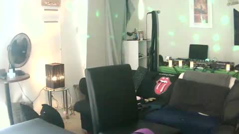 Snapshot of goldyguy011 chatting on February 2025 05:09:01 AM goldyguy011 online show from February 2025 05:09:01 AM