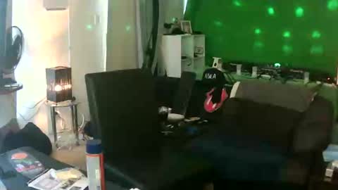 Snapshot of goldyguy011 chatting on February 2025 07:12:02 AM goldyguy011 online show from February 2025 07:12:02 AM