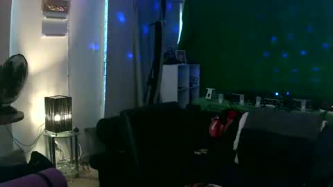 Snapshot of goldyguy011 chatting on February 2025 07:52:02 AM goldyguy011 online show from February 2025 07:52:02 AM