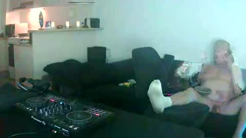 goldyguy011 online show from May 2026 08:41:01 AM