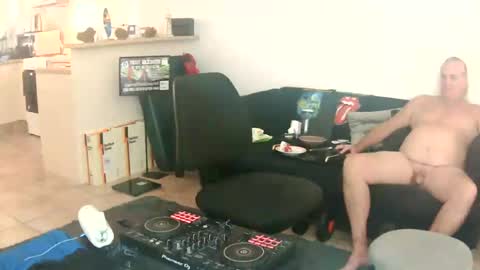 goldyguy011 online show from June 2026 01:06:02 AM