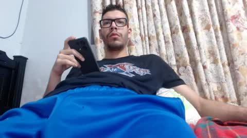 julin Andrs online show from February 2025 12:55:01 PM