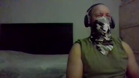 golons17 online show from November 2025 04:01:01 AM