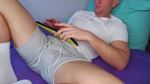 Snapshot of golov176 chatting on February 2025 11:58:01 AM LEO online show from February 2025 11:58:01 AM