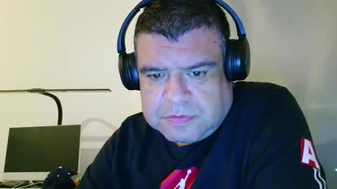 gomezgonz5 online show from September 2025 09:37:01 PM