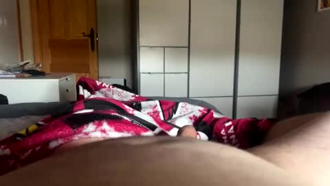 Snapshot of gonce2000 chatting on October 2025 08:36:02 AM Gonce online show from October 2025 08:36:02 AM