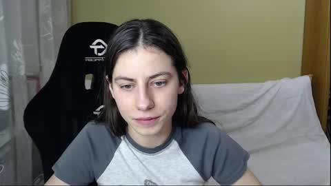 Snapshot of good__night chatting on January 2026 07:27:02 PM Elizabeth Effie online show from January 2026 07:27:02 PM