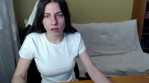 Elizabeth Effie online show from May 2026 04:56:02 PM