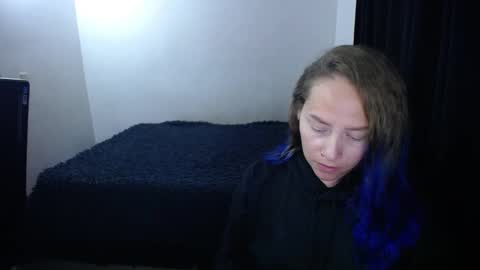 nathalia online show from February 2025 02:20:02 AM