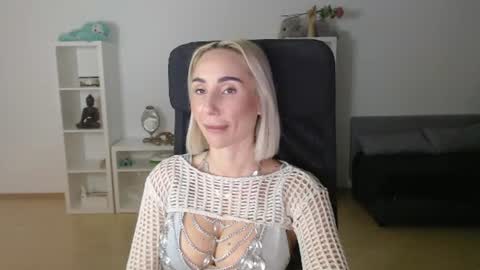 Snapshot of goodblondeno chatting on July 2026 08:09:01 AM Natalie online show from July 2026 08:09:01 AM