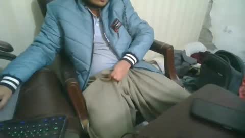 Snapshot of goodfucker3252 chatting on January 2025 10:41:02 PM Arab Pronstar online show from January 2025 10:41:02 PM