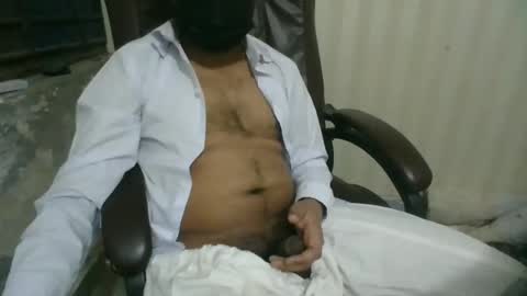 Snapshot of goodfucker3252 chatting on January 2025 06:43:01 PM Arab Pronstar online show from January 2025 06:43:01 PM
