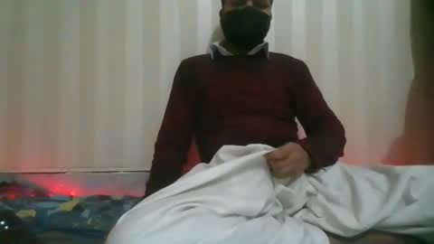 Snapshot of goodfucker3252 chatting on January 2025 09:40:01 PM Arab Pronstar online show from January 2025 09:40:01 PM