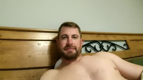 Snapshot of goodgreen35 chatting on November 2025 03:18:02 AM goodgreen35 online show from November 2025 03:18:02 AM