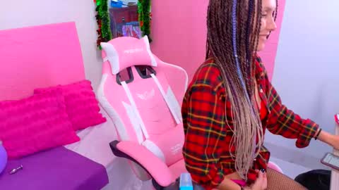Snapshot of goodness_emie chatting on January 2025 12:56:01 PM Goodness Emie online show from January 2025 12:56:01 PM