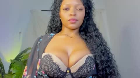 Dominique online show from February 2025 09:25:01 PM