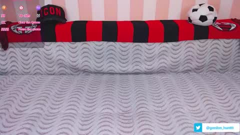 Snapshot of gordonhunt chatting on December 2024 12:17:01 PM Gordon Hunt online show from December 2024 12:17:01 PM