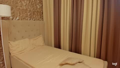 RIANA online show from February 2025 09:14:01 PM