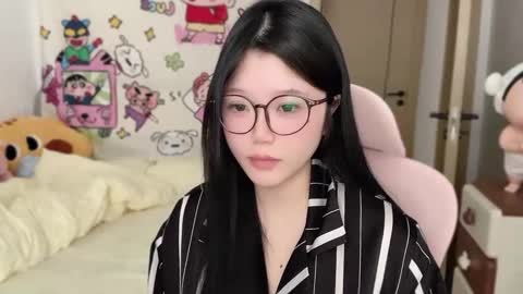 gorgeous girl33 online show from November 2025 02:20:01 AM