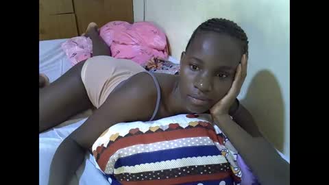 Snapshot of gorgeous_maya1 chatting on December 2025 04:44:01 PM gorgeous_maya1 online show from December 2025 04:44:01 PM