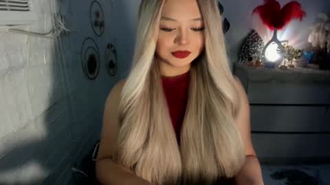 Snapshot of gorgeousamandarose chatting on December 2024 03:50:02 AM Amanda rose online show from December 2024 03:50:02 AM