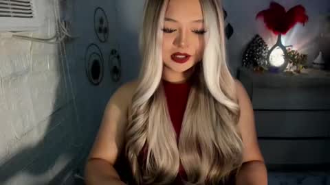 Snapshot of gorgeousamandarose chatting on December 2024 09:09:01 PM Amanda rose online show from December 2024 09:09:01 PM