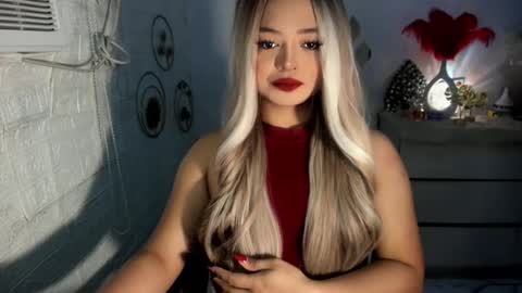 Snapshot of gorgeousamandarose chatting on December 2024 12:18:01 AM Amanda rose online show from December 2024 12:18:01 AM
