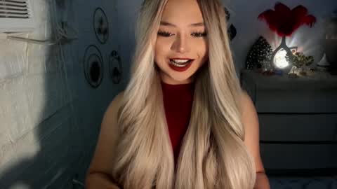 Snapshot of gorgeousamandarose chatting on December 2024 05:38:02 AM Amanda rose online show from December 2024 05:38:02 AM