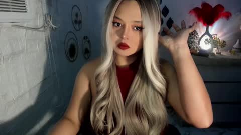 Snapshot of gorgeousamandarose chatting on December 2024 05:48:02 AM Amanda rose online show from December 2024 05:48:02 AM