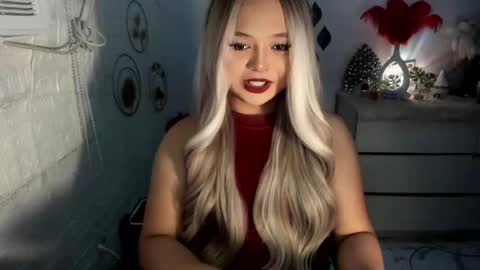 Snapshot of gorgeousamandarose chatting on December 2024 07:14:01 AM Amanda rose online show from December 2024 07:14:01 AM