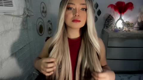 Snapshot of gorgeousamandarose chatting on January 2025 02:14:01 AM Amanda rose online show from January 2025 02:14:01 AM