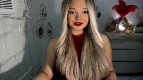 Snapshot of gorgeousamandarose chatting on January 2025 11:43:01 PM Amanda rose online show from January 2025 11:43:01 PM